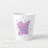 Farbenfroher Sprüch in Blasenbuchstaben Milchtasse (Vorderseite)