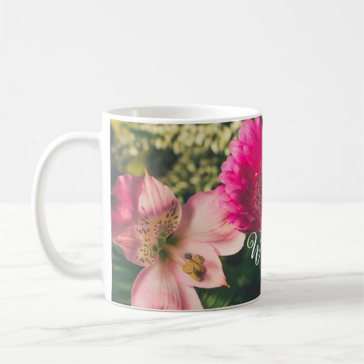 Farbenfroher Strauß von Blume Kaffeetasse (Links)