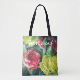 Farbenfroher Strauß von Blume Tasche