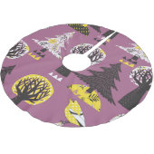 Farbenfroher Wald mit Vögeln, nahtlose Fliesen. Polyester Weihnachtsbaumdecke (Schrägansicht)