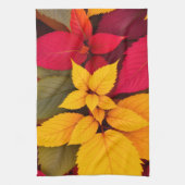 Farbenfrohes Herbstlaub Botanisches Design Geschirrtuch (Vertikal)