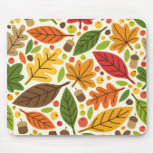 Farbenfrohes Herbstlaub- und Eichelmuster Mousepad (Vorne)