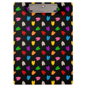 Farbenfrohes Liebesherzen Muster Design Schwarz Klemmbrett
