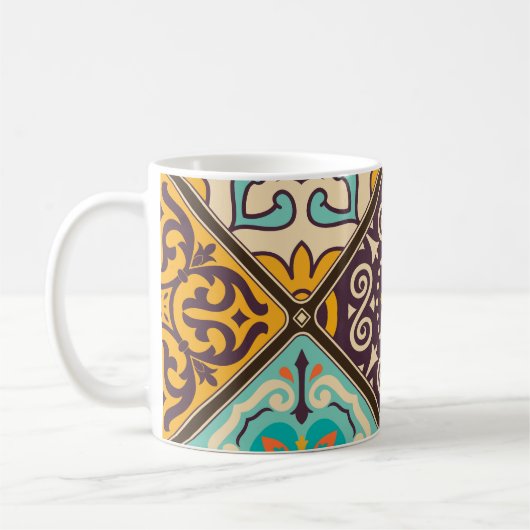 Farbenfrohes Patchwork: Majolika-Fliesen-Design Kaffeetasse (Links)