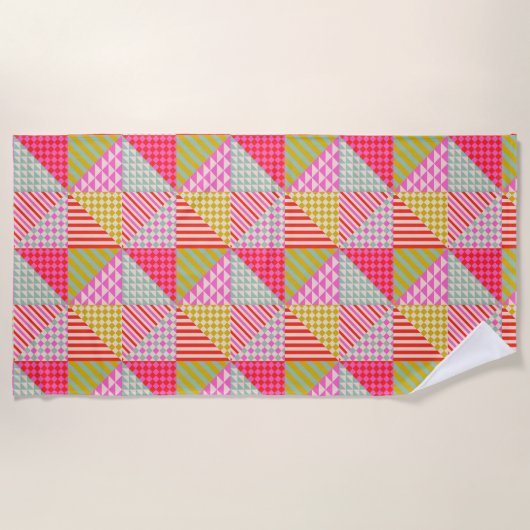 Farbenfrohes Patchwork-Strandtuch | Sommer & Urlau Strandtuch (Vorderseite)