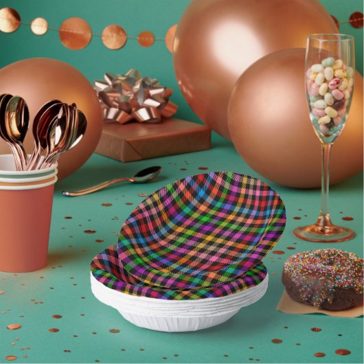 Farbenfrohes Regenbogen-Gingham-Karo-Design - Schw Pappteller (Multi)