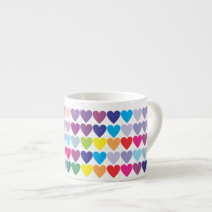 Farbenfrohes Regenbogen-Herzen-Muster Espressotasse