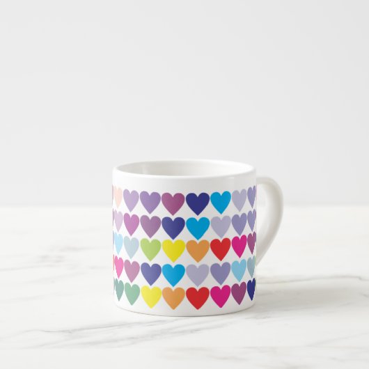 Farbenfrohes Regenbogen-Herzen-Muster  Espressotasse (Vorderseite Rechts)