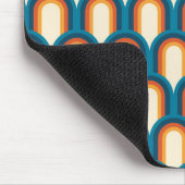 Farbenfrohes Retro-Tor-Regenbogenmuster Mousepad (Ecke)