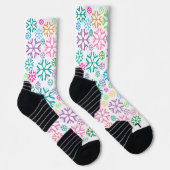 Farbenfrohes Schneeflockenmuster auf Weiß Socken (Rechts)