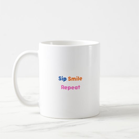 Farbenfrohes "Sip, Smile, Repeat" Süßes Smiley-Typ Kaffeetasse (Links)