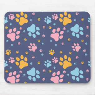Farbenfrohes Tierpfotenabdruckmuster Mousepad