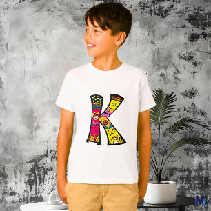 Farbenfrohes und lustiges Monogramm K Stammes- und T-Shirt
