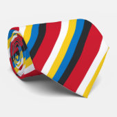 Farbenstrichene Krawatte (Gerollt)