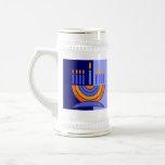 Farbenvolles Menorah Hanukkah-Geschenk Bierglas<br><div class="desc">Farbenfrohe Menorah Design Hanukkah Geschenk Tasse Bier. Matching Karten und Geschenke verfügbar in der jüdischen Ferien / Hanukkah Kategorie unseres Stores.</div>