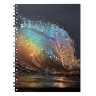 Farbenvolles Regenbogen-Wellenpapier Notizblock