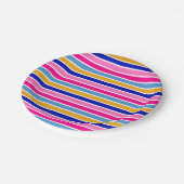 Farbenvolles Strickmuster Vivid Party Pappteller (Schrägansicht)