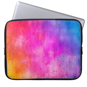 Farbhintergrund. Rot-blau-gelbe Farbe in Grunge Laptopschutzhülle