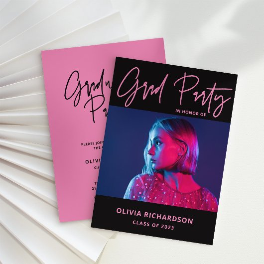 farbig und mutig | Foto Class of 2023 Grad Party Einladung