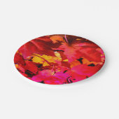 Farbige, abstrakt rosa, orangefarbene Herbstblätte Pappteller (Schrägansicht)