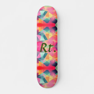Farbige abstrakte geometrische Formen fügen Buchst Skateboard