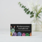 Farbige Bälle aus Garn Stricknadeln Bikerkarten Visitenkarte (Stehend Vorderseite)