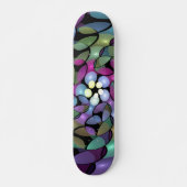 Farbige Bewegungen Abstrakte Trippy Fraktal Art Skateboard (Vorne)