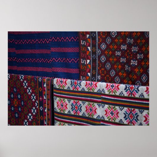 Farbige bhutanische Textilien Poster (Vorne)