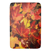 Farbige Blätter im Herbst, goldfarbenes orangefarb Badematte (Vorderseite Vertikal)