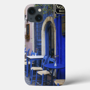 Farbige blaue Tür und Verkleidung eines alten Hote iPhone 13 Hülle