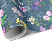 Farbige Blume auf dunkelblauem Hintergrund Geschenkpapier (Rolleneckpunkt)