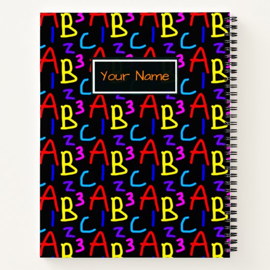 Farbige Buchstaben und Zahlen Typografie-Muster Notizbuch (Rückseite)