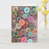 Farbige Collage gestrichener Holzknöpfe Leere Karte (Gelbe Blume)