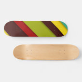 Farbige Diagonalstreifen Skateboard (Horizontal)