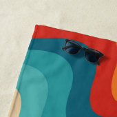 Farbige Diagonalwellen im Retrostil Strandtuch (Beispiel)