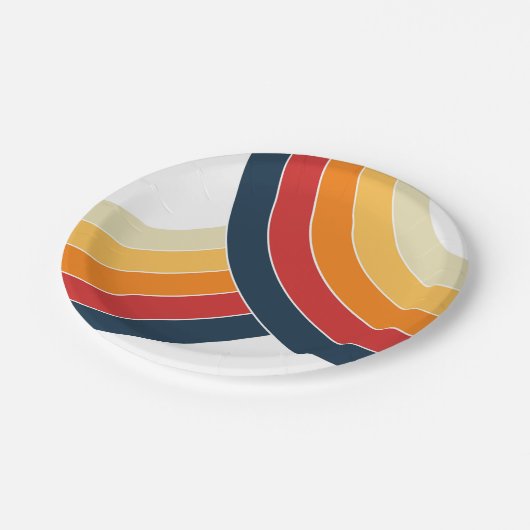 Farbige Doppelbögen im Retro-Stil Pappteller (Schrägansicht)