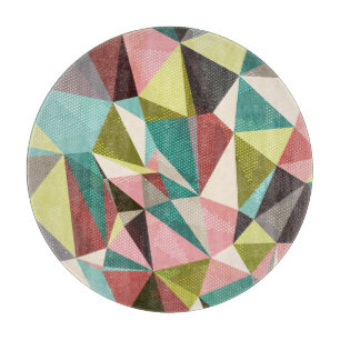 Farbige Dreiecke, Abstrakte geometrische Formen. Schneidebrett