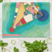 Farbige Dreiecke von Wassily Kandinsky Handtuch (Gefaltet)