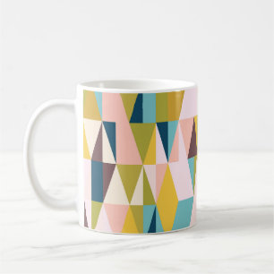 Farbige Dreieckskacheln, Vintager Hintergrund. Kaffeetasse