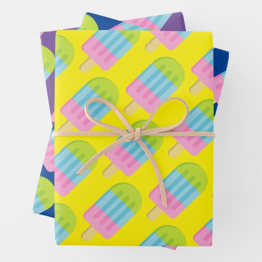 Farbige Eis-Popsikel, die Papierblätter umhüllen Geschenkpapier Set (Beispiel)