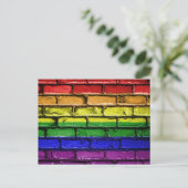 Farbige Fahne aus LGBT-Regenbogen Postkarte (Stehend Vorderseite)