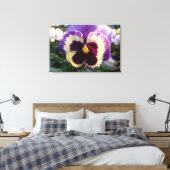 farbige Feder Pansy Leinwanddruck (Insitu (Schlafzimmer))