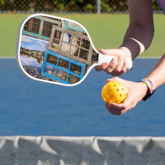 Farbige Fensterrahmen Pickleball Schläger (InSitu)