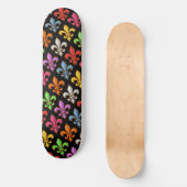 Farbige Fette Fleur-de-lis-Blumen Schwarz Skateboard (Vorderseite)