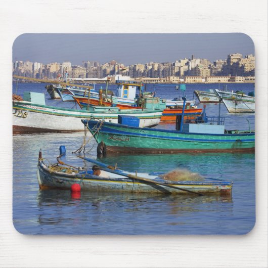 Farbige Fischerboote im Hafen von Mousepad (Vorne)