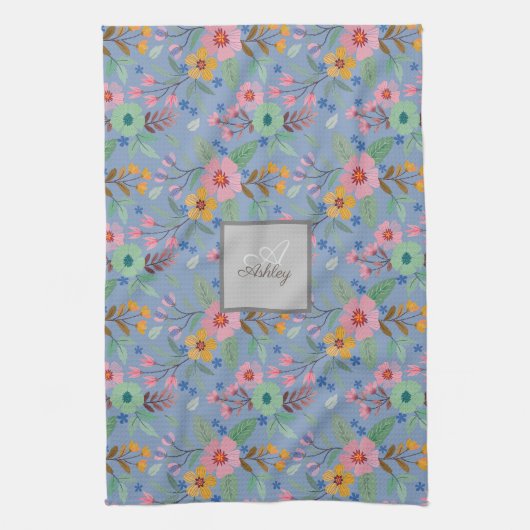 Farbige Frühlingsblumen Muster Name Monogram Geschirrtuch (Vertikal)
