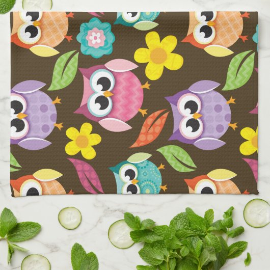 Farbige Gemusterte Eulen und Blume Handtuch (Gefaltet)