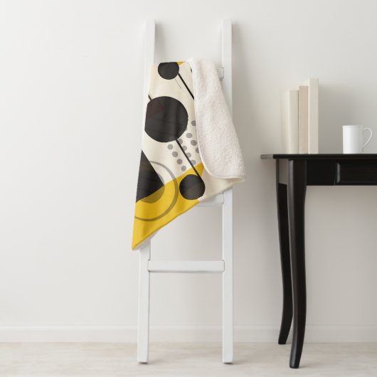 Farbige geometrische Formen Sherpadecke (Beispiel)