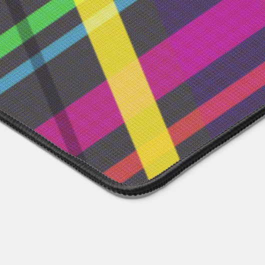 Farbige geometrische Retro-Linien Muster Monogramm Schreibtischunterlage (Ecke)