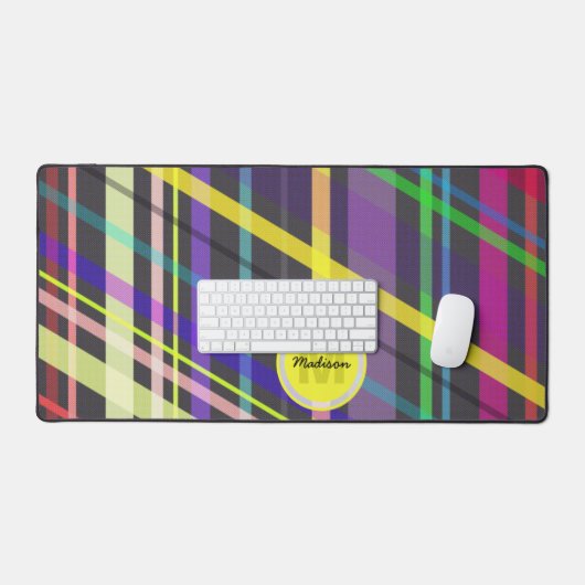 Farbige geometrische Retro-Linien Muster Monogramm Schreibtischunterlage (Tastatur & Maus)